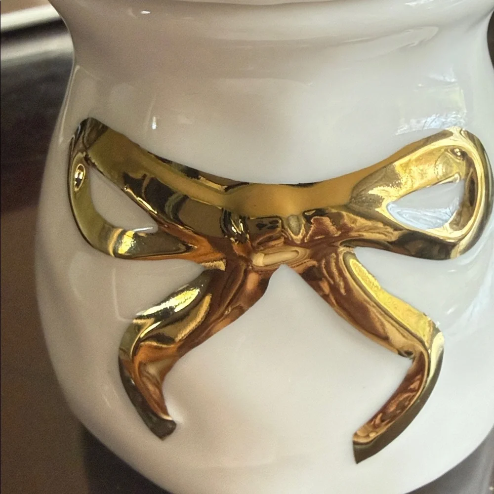 Yedi Houseware Sugar Bowl with Gold Bow Accent!